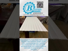 Machine à former des rouleaux de porte à volets en mousse de PU
