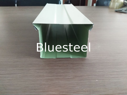 goujon de cloison sèche et petit pain de voie formant la machine